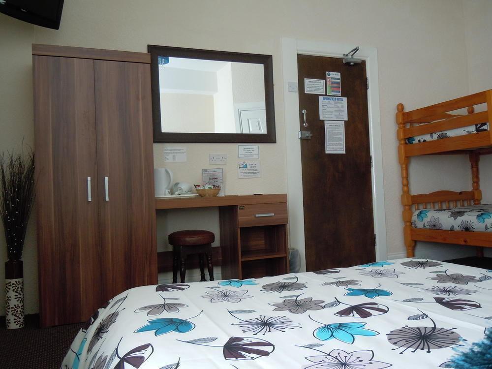 Springfield Hotel Blackpool Bagian luar foto