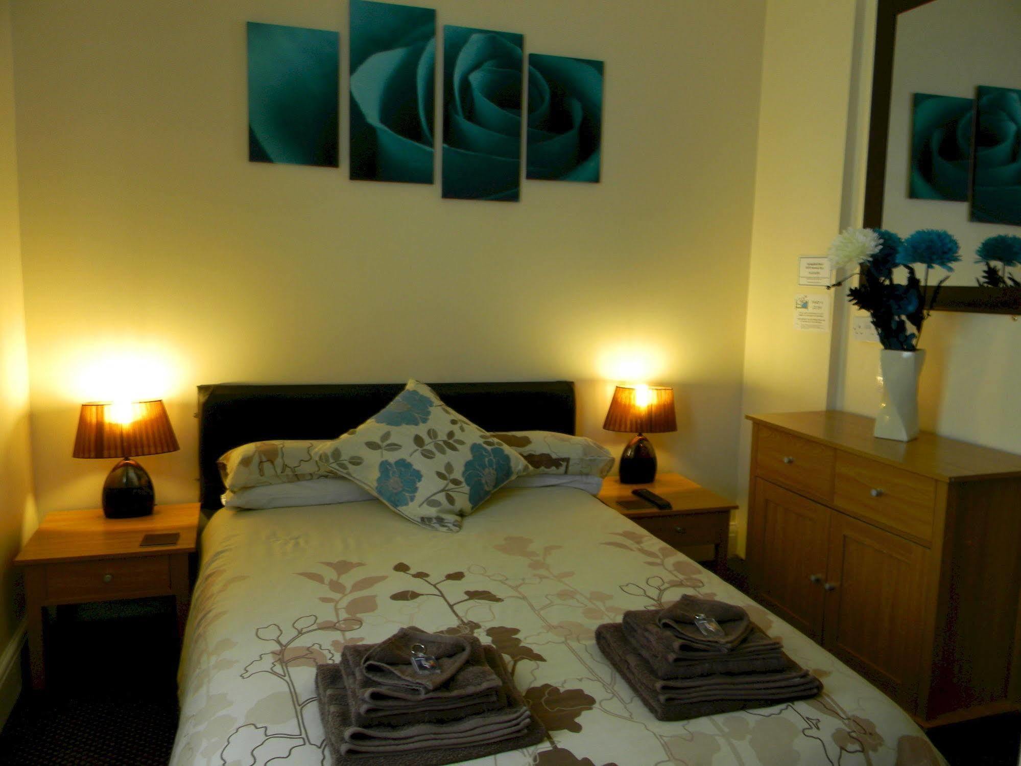 Springfield Hotel Blackpool Bagian luar foto