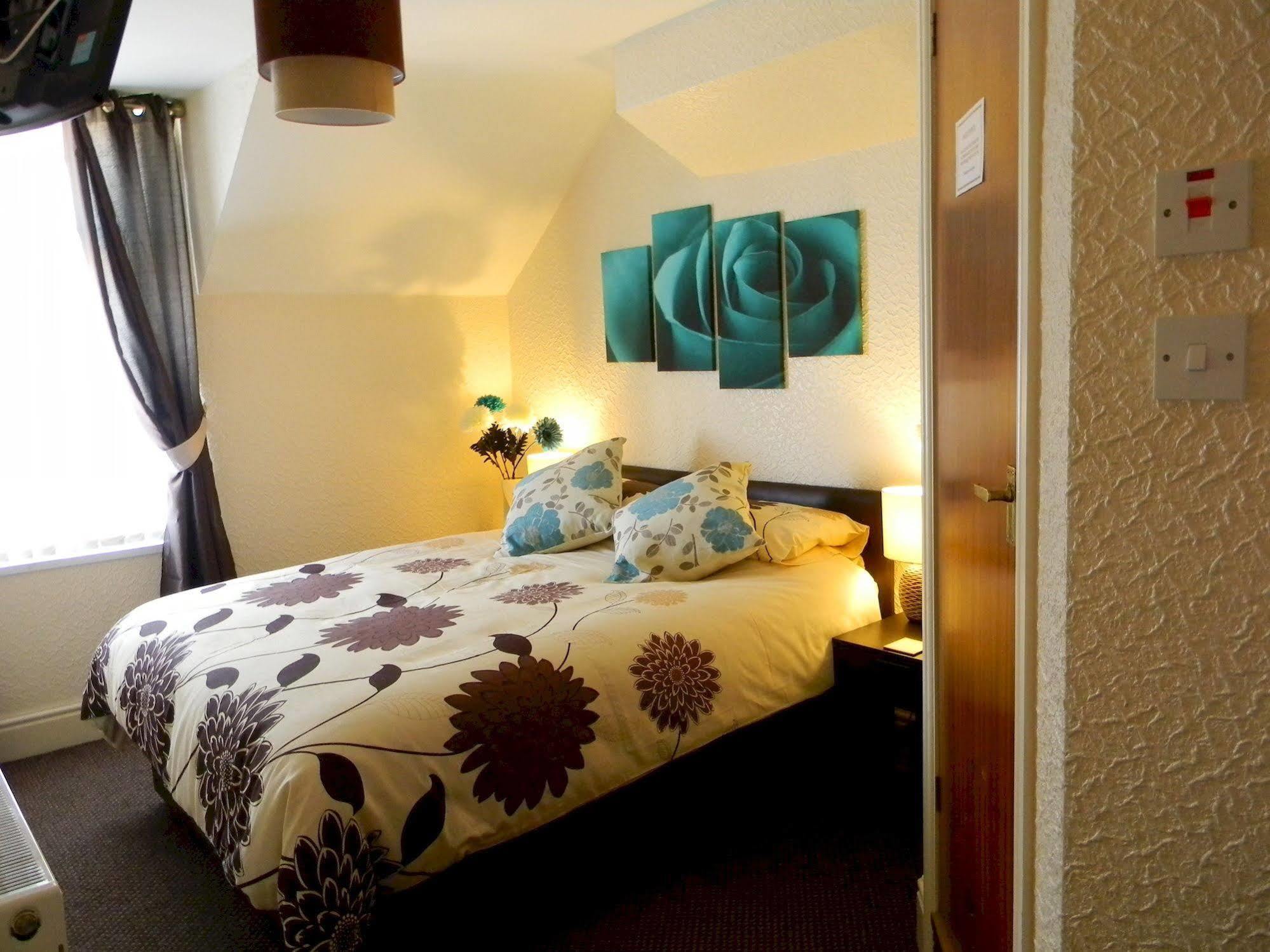 Springfield Hotel Blackpool Bagian luar foto